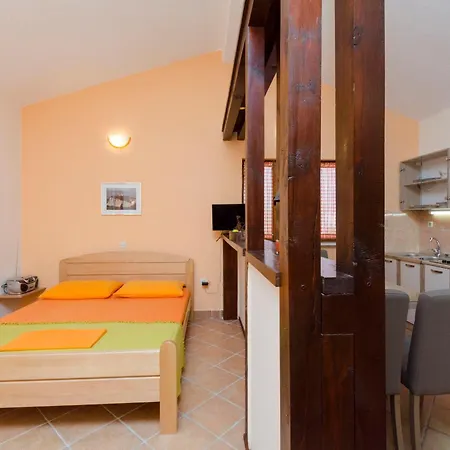 Apartment Dorde Ražanj